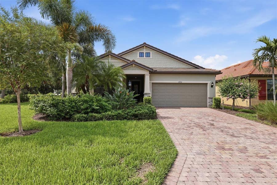 Property photo for 16932 PELHAM PLACE, Lakewood Ranch, FL