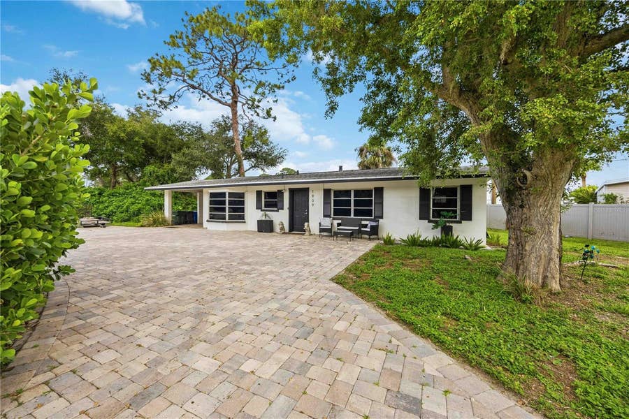 Property photo for 1909 BUCCANEER DRIVE, Sarasota, FL