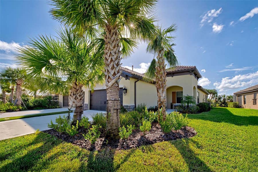 Property photo for 233 PALIDORO CIRCLE, Nokomis, FL