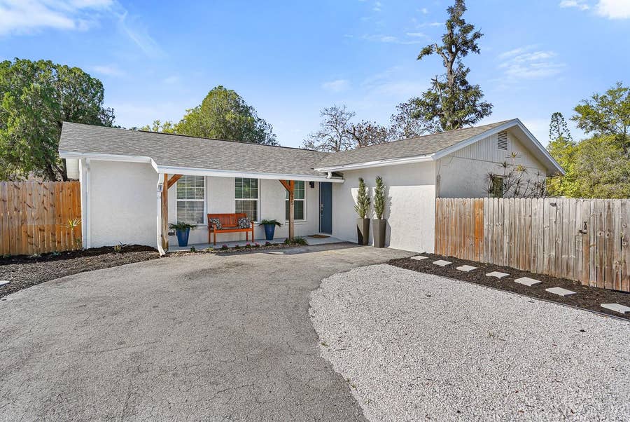 Property photo for 635 MELODY CIRCLE, Sarasota, FL
