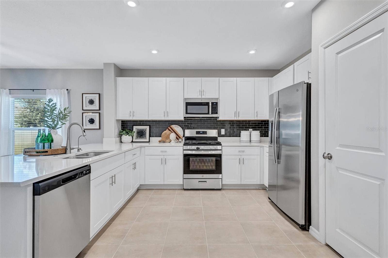 6255 SPRINGMONT LOOP, Palmetto, FL 34221