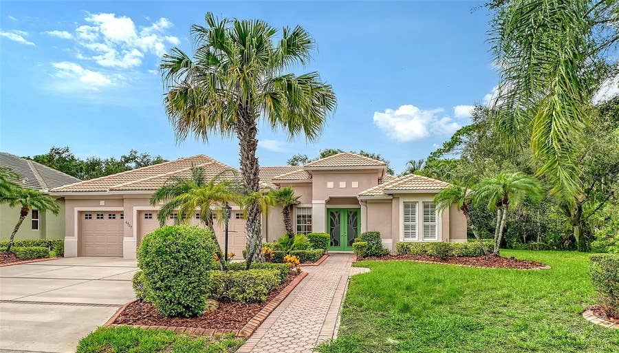 Property photo for 4727 CARRINGTON CIRCLE, Sarasota, FL