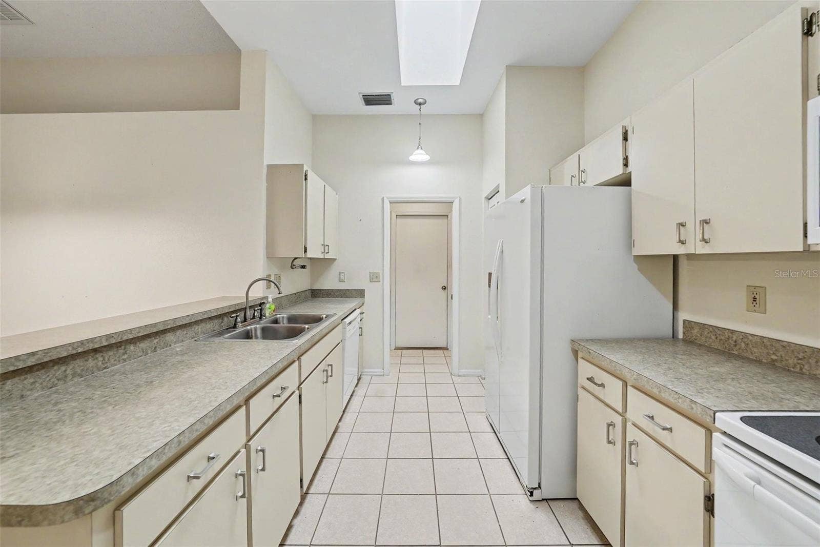 2437 NANTUCKET HARBOR LOOP, #2437, Sun City Center, FL 33573 2437 NANTUCKET HARBOR LOOP, #2437, Sun City Center, FL 33573