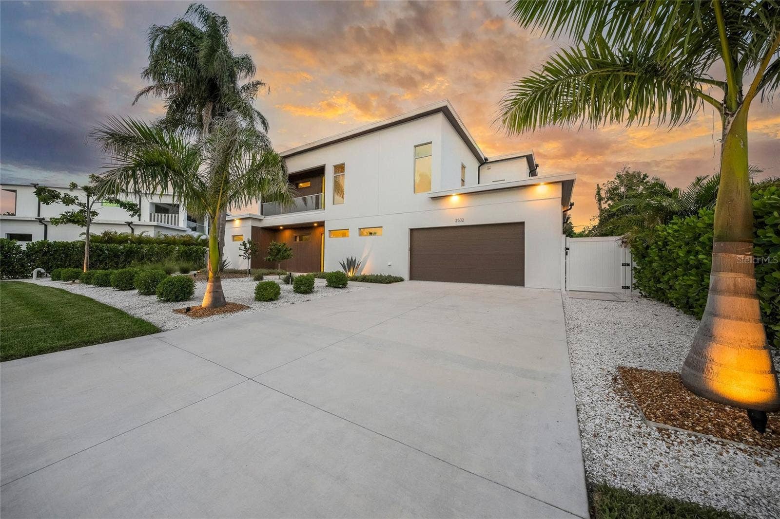 2532 FRUIT TREE DRIVE, Sarasota, FL 34239 2532 FRUIT TREE DRIVE, Sarasota, FL 34239