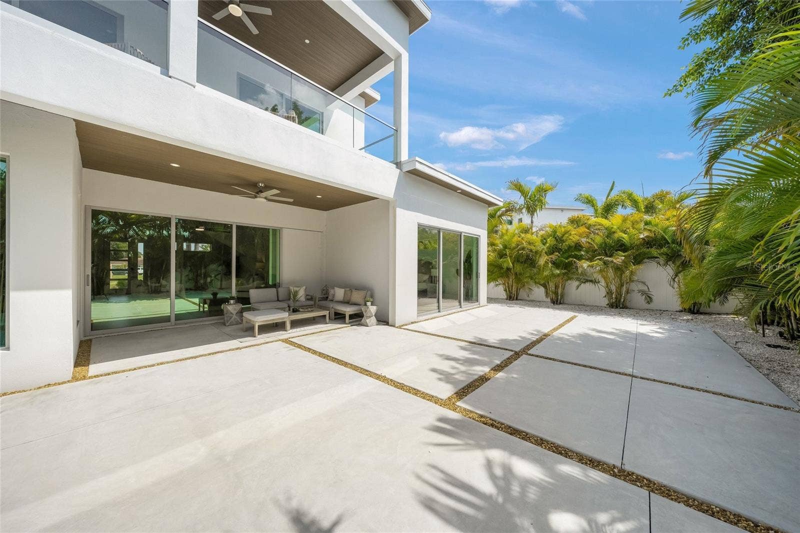 2532 FRUIT TREE DRIVE, Sarasota, FL 34239 2532 FRUIT TREE DRIVE, Sarasota, FL 34239