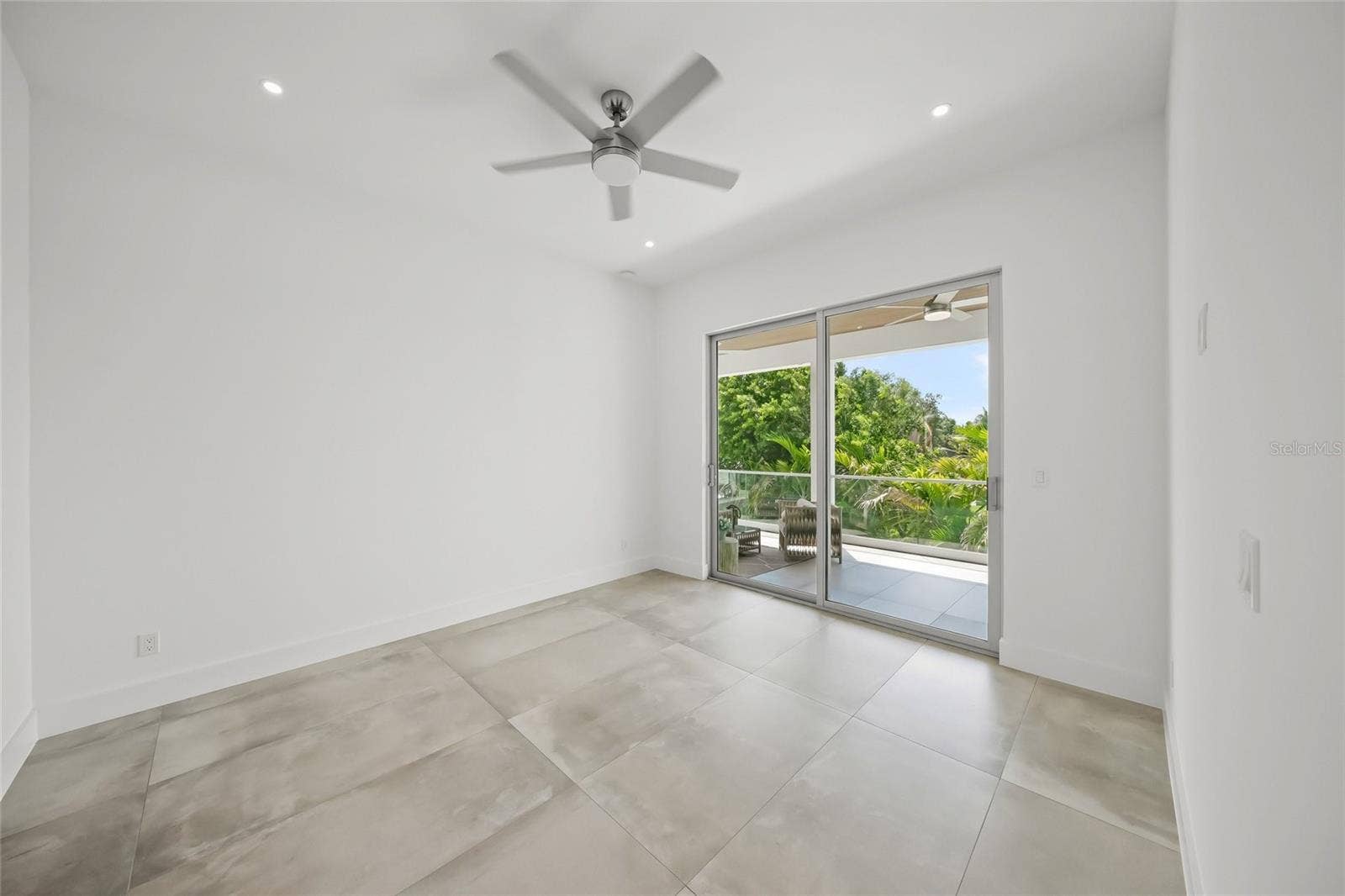 2532 FRUIT TREE DRIVE, Sarasota, FL 34239 2532 FRUIT TREE DRIVE, Sarasota, FL 34239