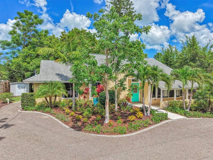 Property photo for 2137 WORRINGTON STREET, Sarasota, FL