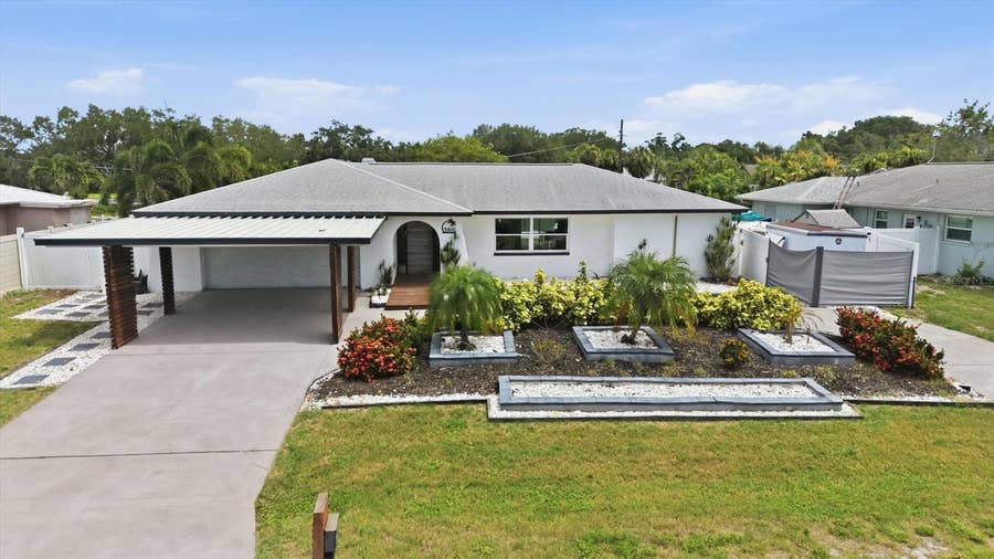 Property photo for 3615 EGERTON CIRCLE, Sarasota, FL