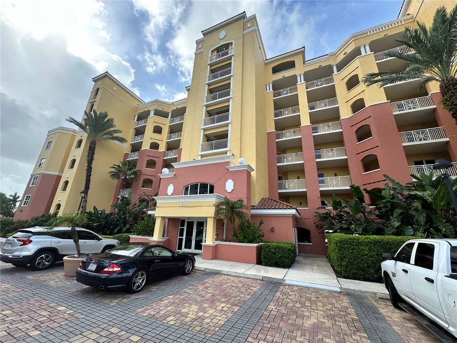Property photo for 611 RIVIERA DUNES WAY, #102, Palmetto, FL