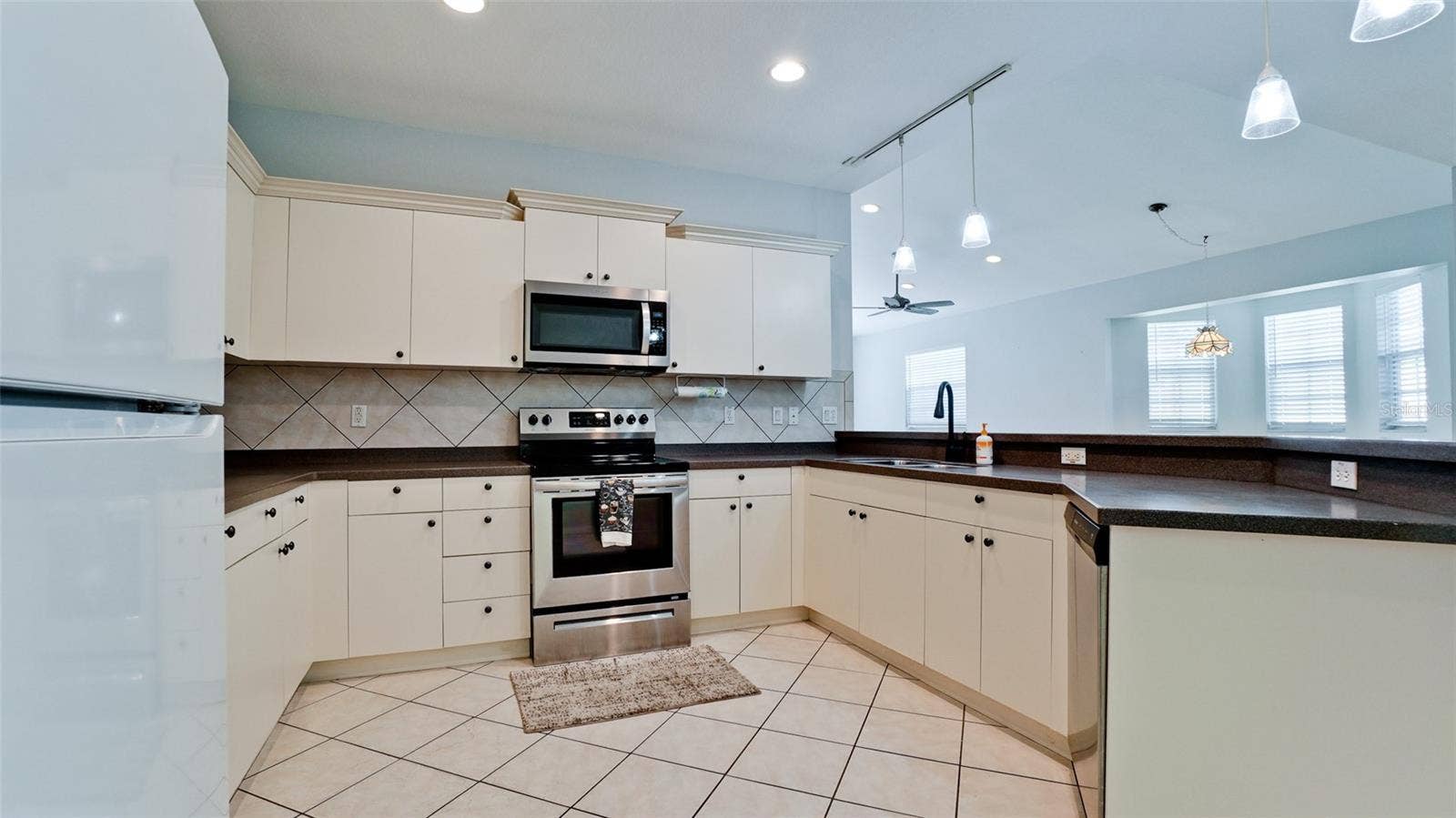 209 28TH STREET W, Palmetto, FL 34221 209 28TH STREET W, Palmetto, FL 34221
