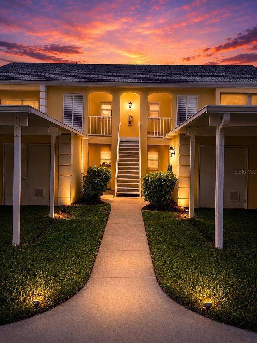 Property photo for 402 CERROMAR CIRCLE N, #105, Venice, FL