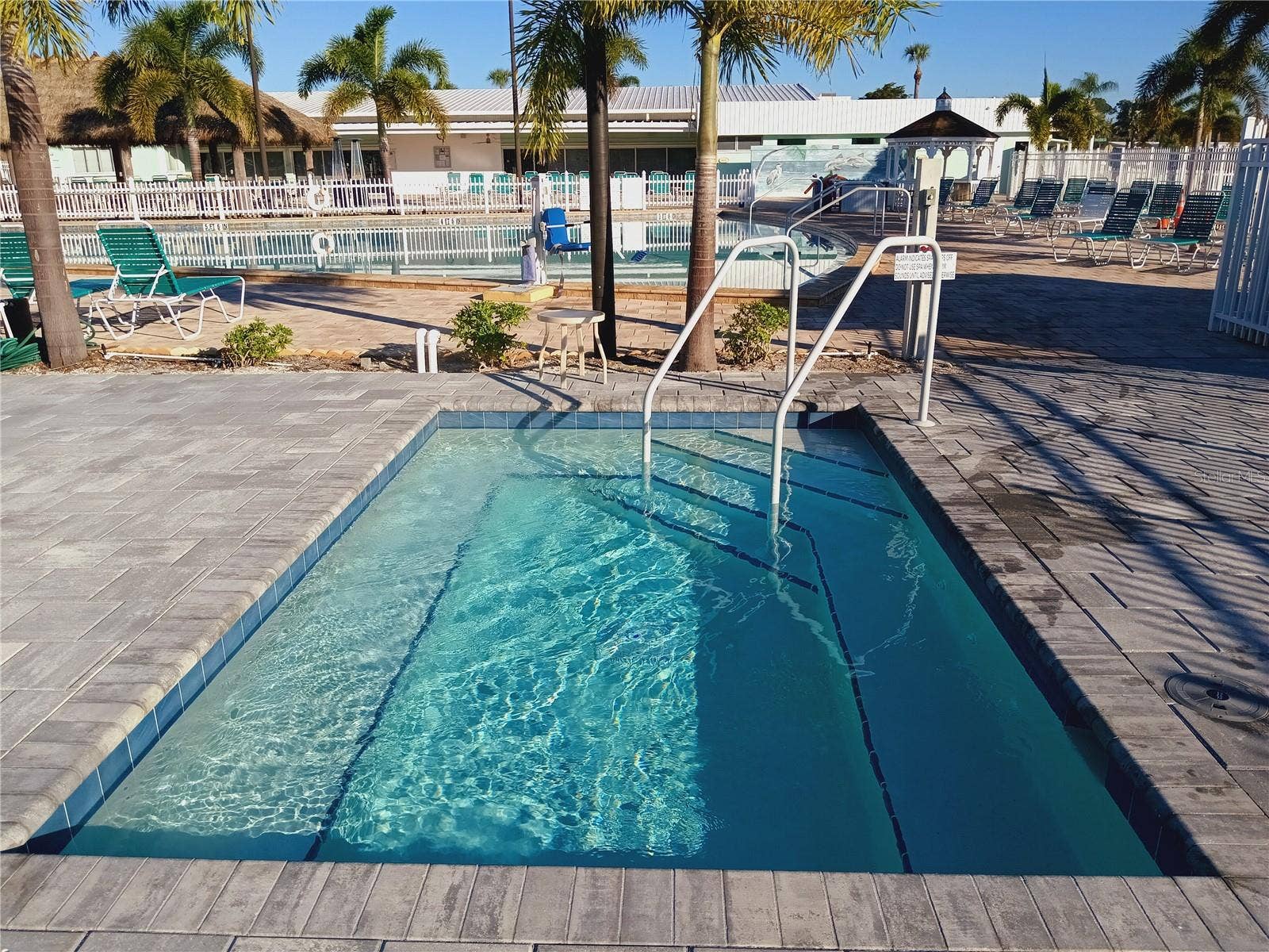 4949 OAKLAND HILLS AVENUE, Sarasota, FL 34234 4949 OAKLAND HILLS AVENUE, Sarasota, FL 34234
