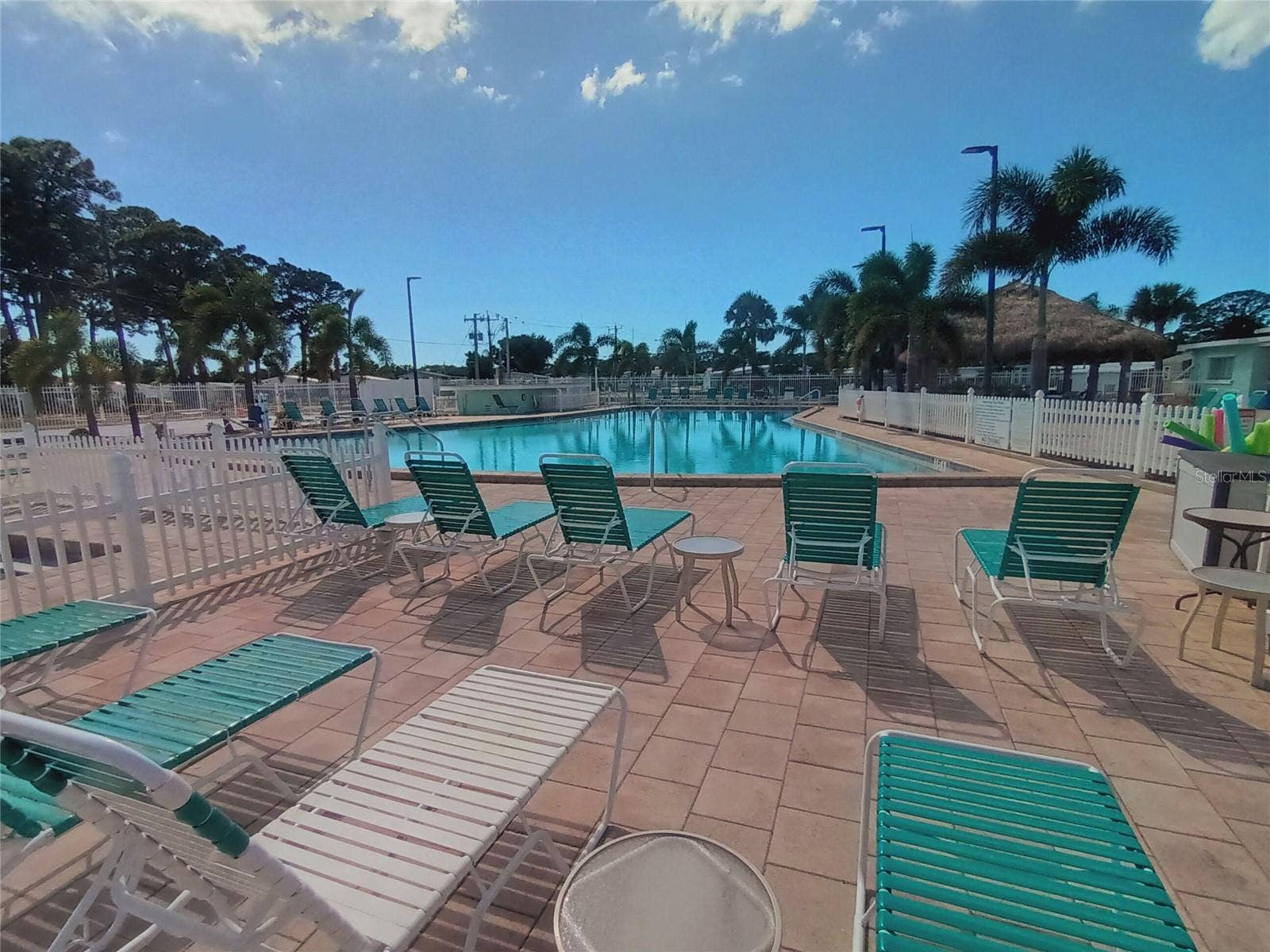 4949 OAKLAND HILLS AVENUE, Sarasota, FL 34234 4949 OAKLAND HILLS AVENUE, Sarasota, FL 34234