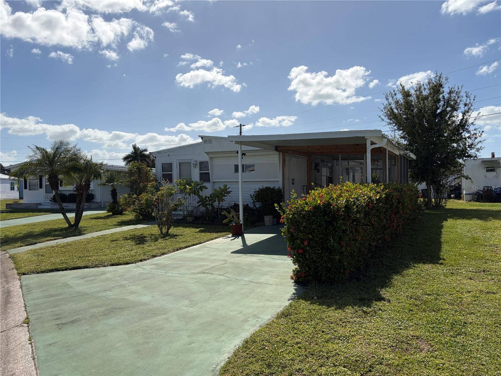 4949 OAKLAND HILLS AVENUE, Sarasota, FL 34234 4949 OAKLAND HILLS AVENUE, Sarasota, FL 34234