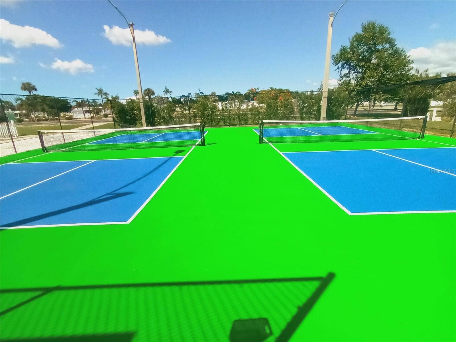 4949 OAKLAND HILLS AVENUE, Sarasota, FL 34234 4949 OAKLAND HILLS AVENUE, Sarasota, FL 34234