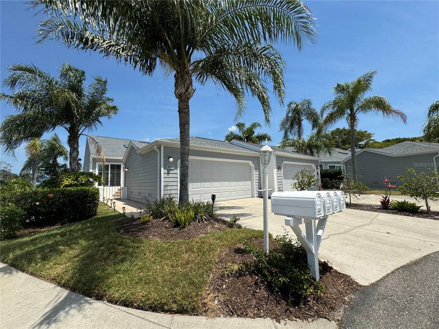 Property photo for 1005 PELICAN COURT, Bradenton, FL