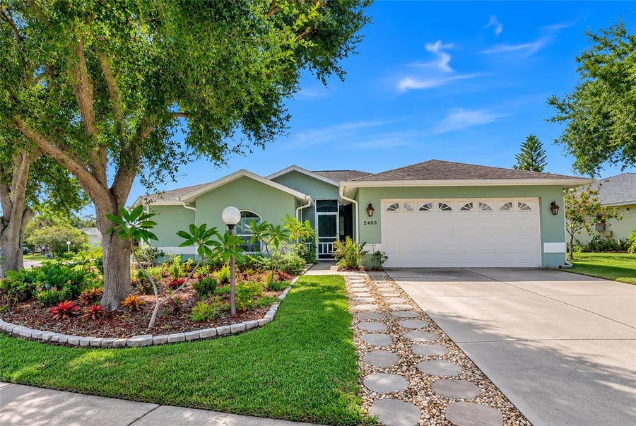 Property photo for 2405 ICECAPADE DRIVE, Sarasota, FL