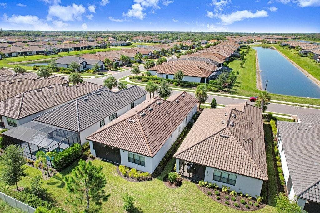 4634 CRESTPOINT WAY, Palmetto, FL 34221 4634 CRESTPOINT WAY, Palmetto, FL 34221