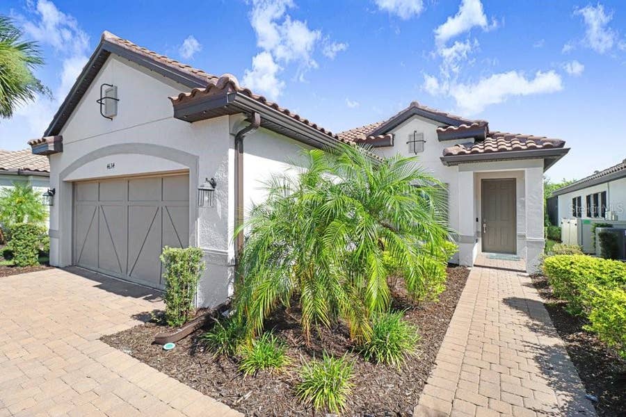 Property photo for 4634 CRESTPOINT WAY, Palmetto, FL