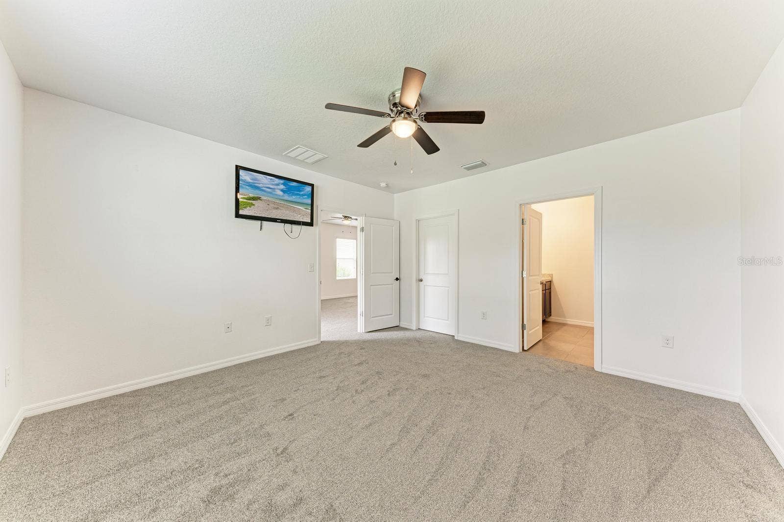 4546 LINDEVER LANE, Palmetto, FL 34221 4546 LINDEVER LANE, Palmetto, FL 34221