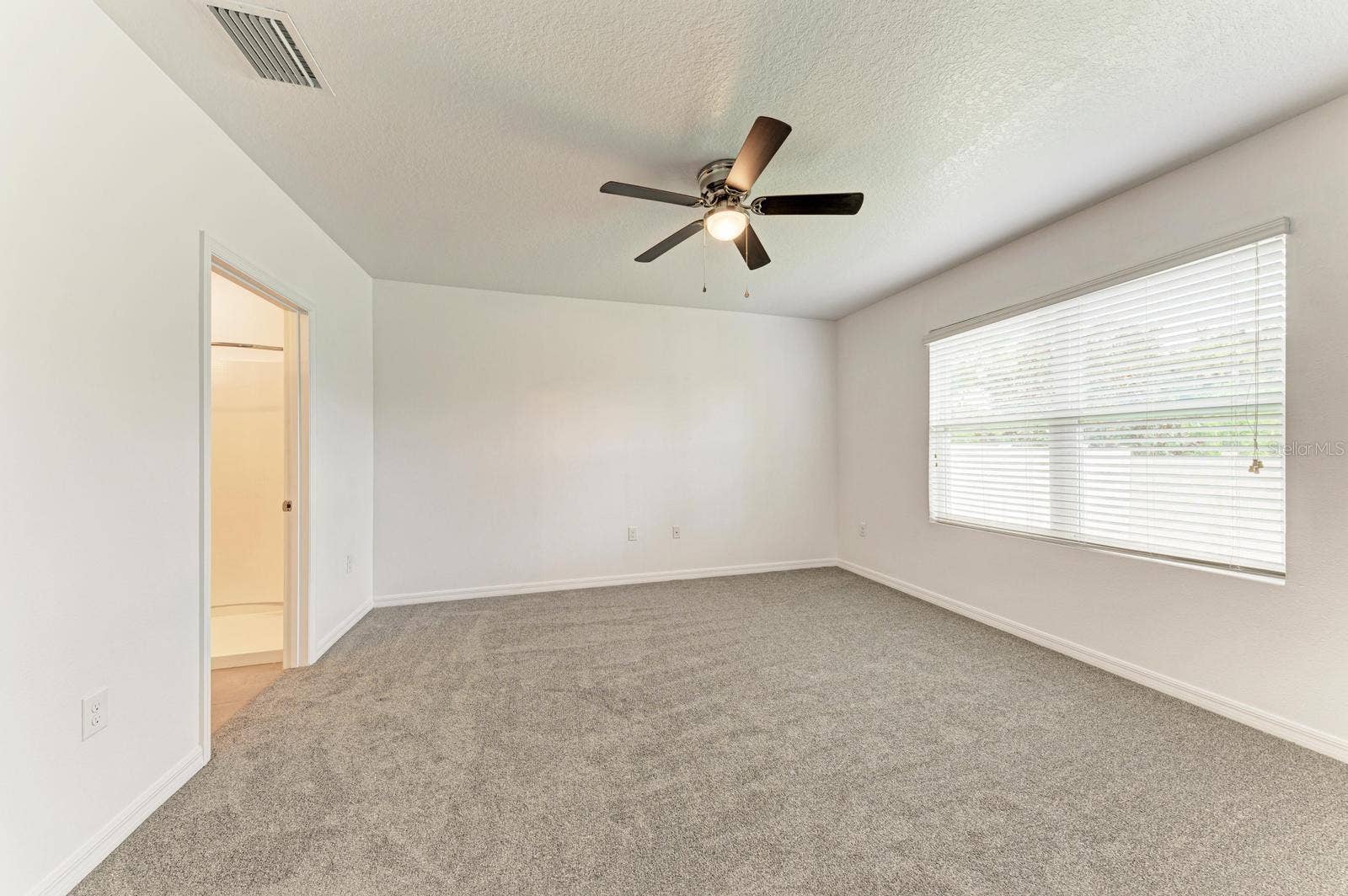 4546 LINDEVER LANE, Palmetto, FL 34221 4546 LINDEVER LANE, Palmetto, FL 34221