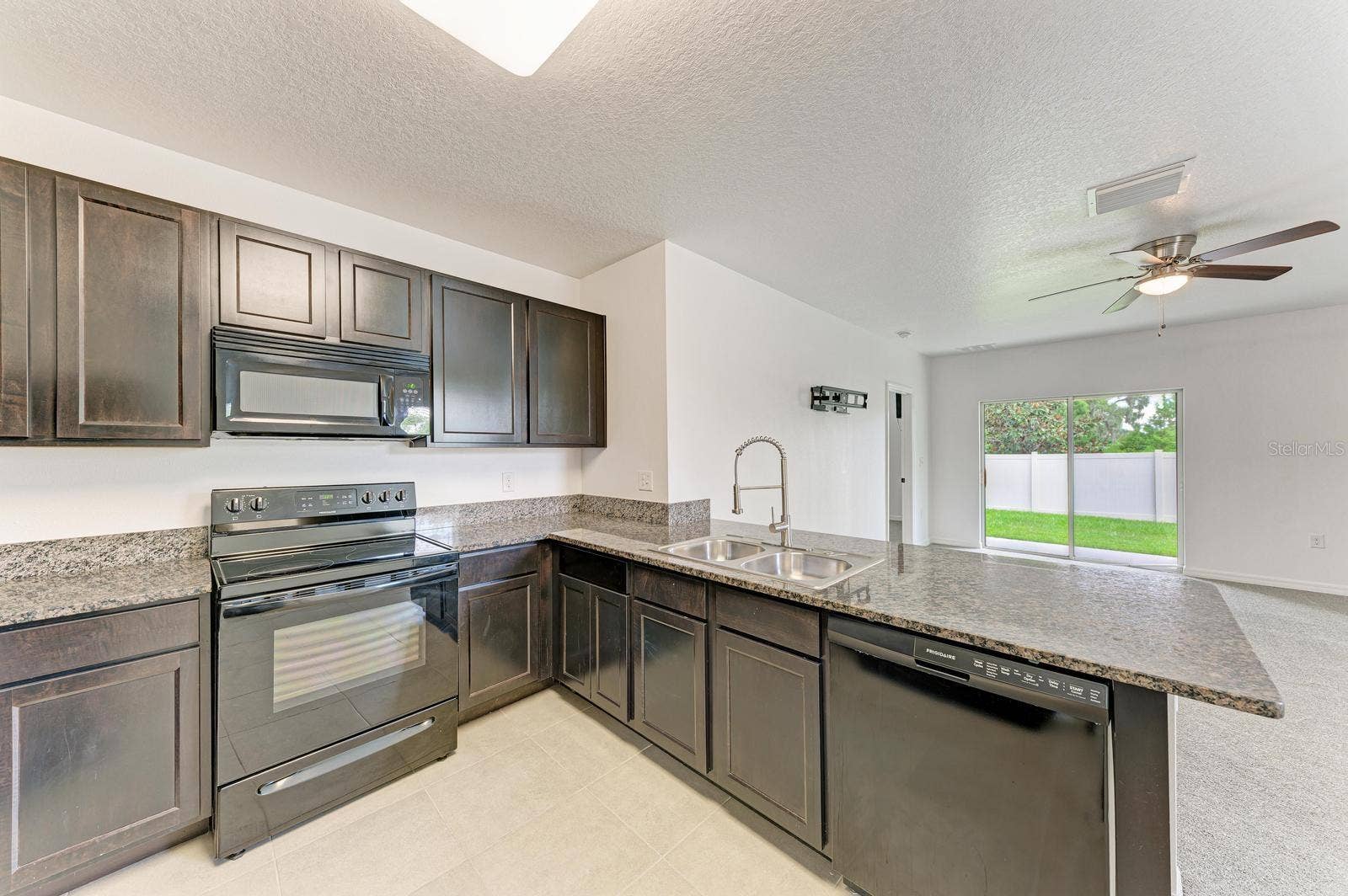 4546 LINDEVER LANE, Palmetto, FL 34221 4546 LINDEVER LANE, Palmetto, FL 34221