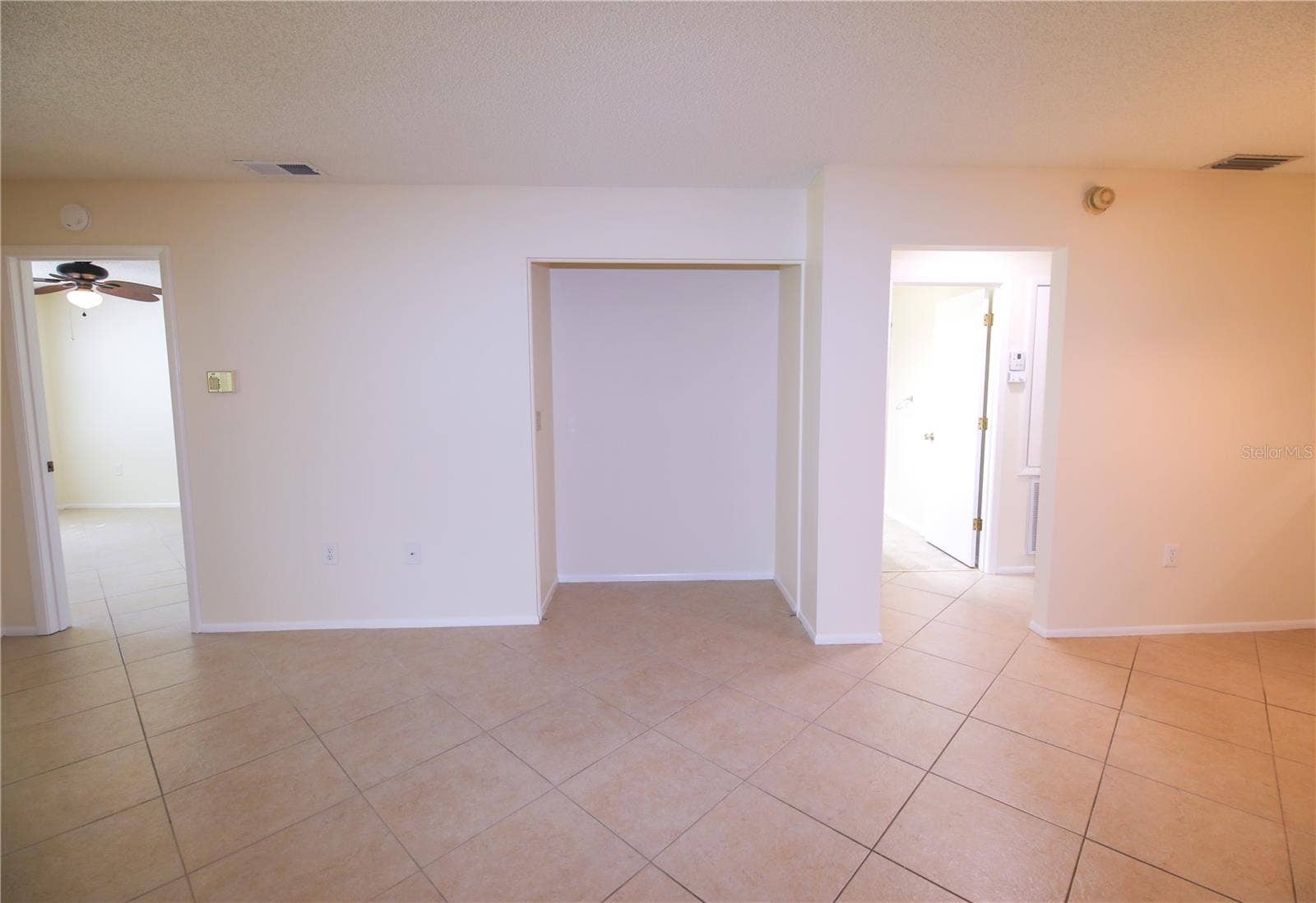 2760 71ST STREET COURT W, #2760, Bradenton, FL 34209 living room