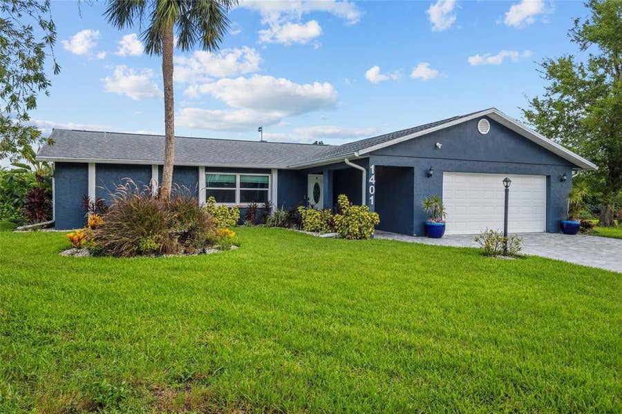 Property photo for 1401 GEORGETOWNE DRIVE, Sarasota, FL