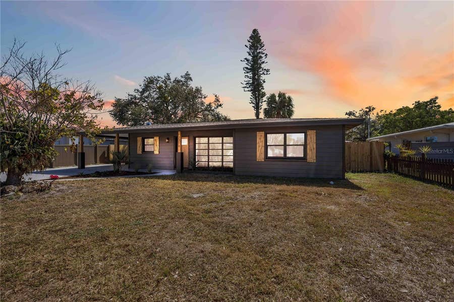 Property photo for 2770 WOOD STREET, Sarasota, FL