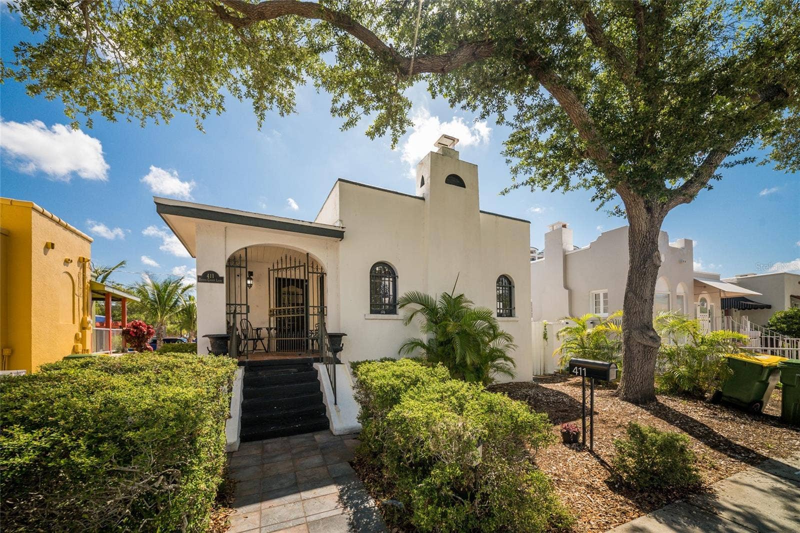 411 BURNS COURT, Sarasota, FL 34236 411 BURNS COURT, Sarasota, FL 34236