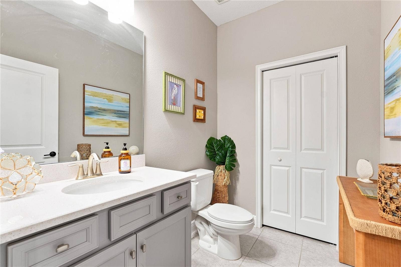 8219 TEA OLIVE TERRACE, Palmetto, FL 34221 Downstairs Powder Bath