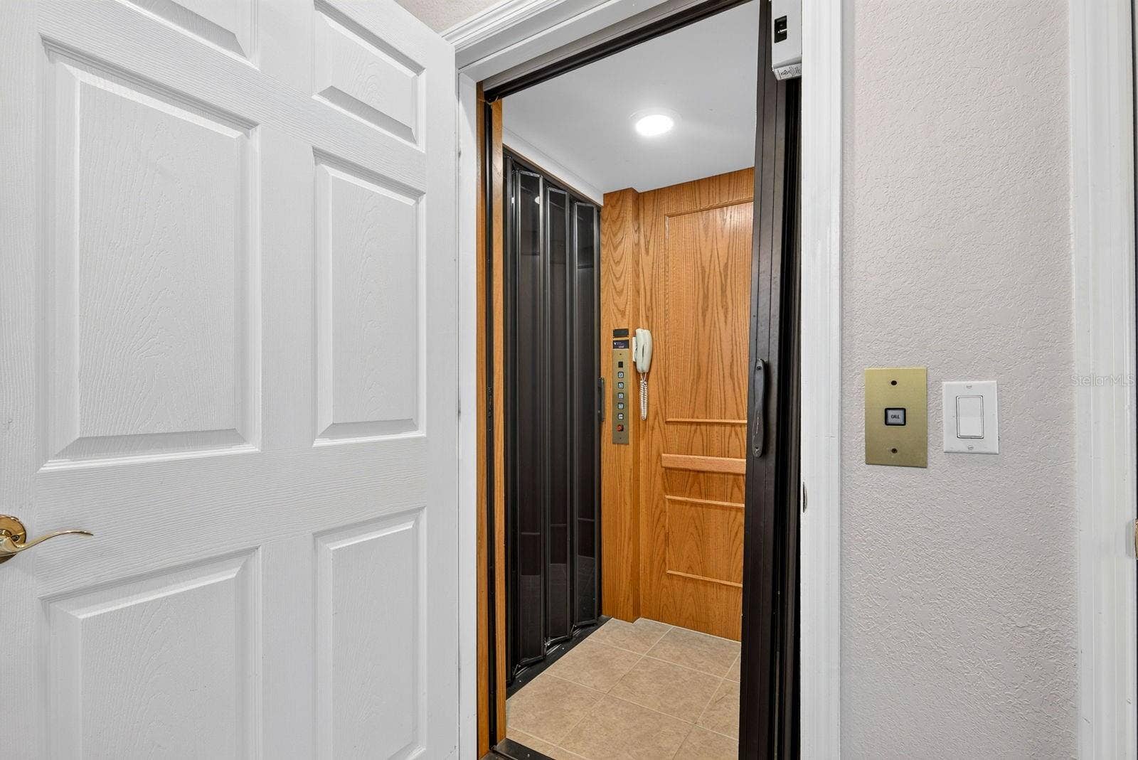 1014 34TH DRIVE W, Palmetto, FL 34221 Elevator closet door on every floor
