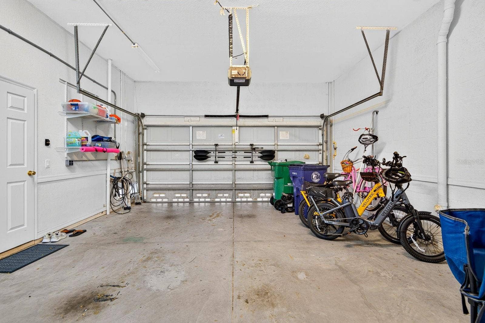 1014 34TH DRIVE W, Palmetto, FL 34221 Hurricane Impact Garage Door