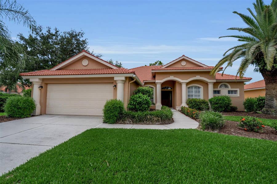 Property photo for 1036 OAK MEADOW LANE, Osprey, FL