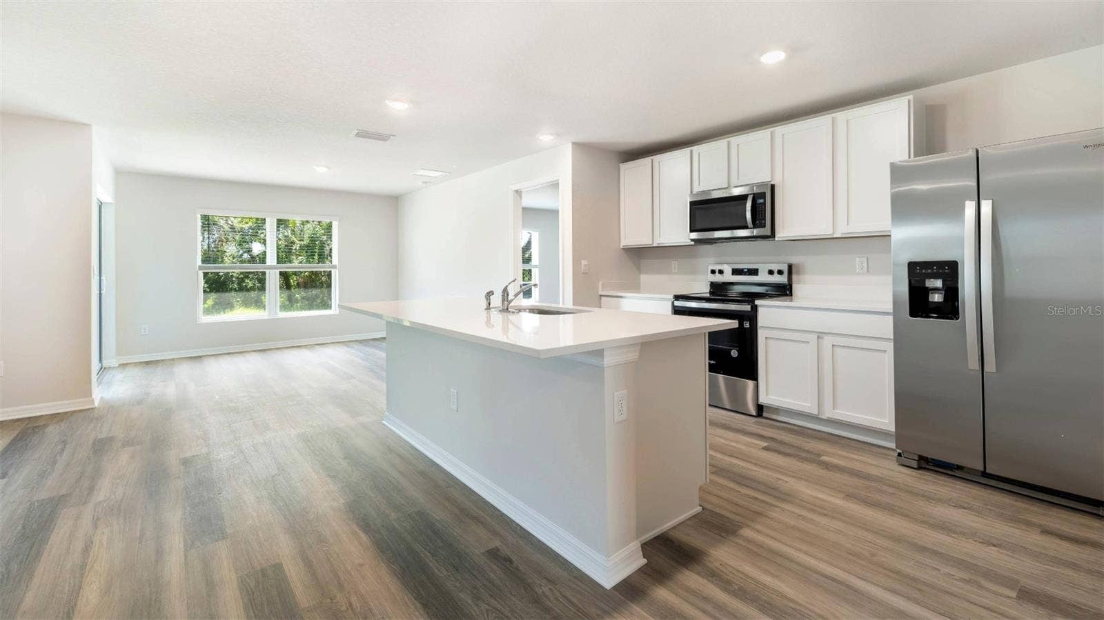 5427 SILVER MOONLIGHT DRIVE, Palmetto, FL 34221 5427 SILVER MOONLIGHT DRIVE, Palmetto, FL 34221