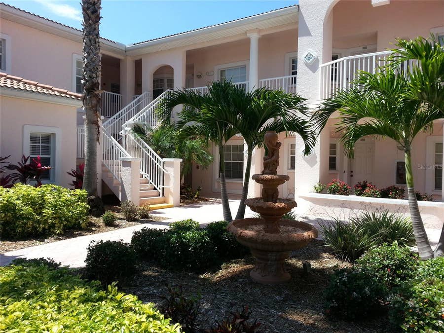 Property photo for 4236 CENTRAL SARASOTA PKWY, #923, Sarasota, FL