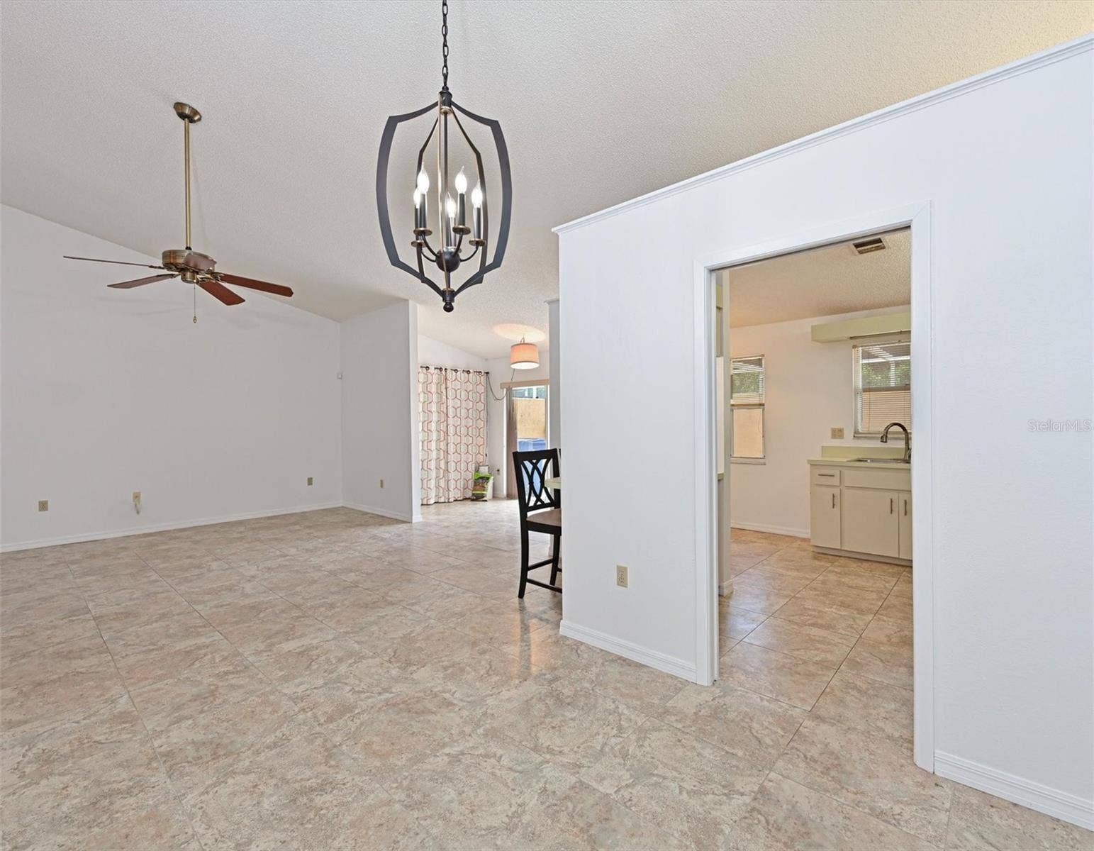 5506 37TH STREET E, #4, Bradenton, FL 34203 5506 37TH STREET E, #4, Bradenton, FL 34203