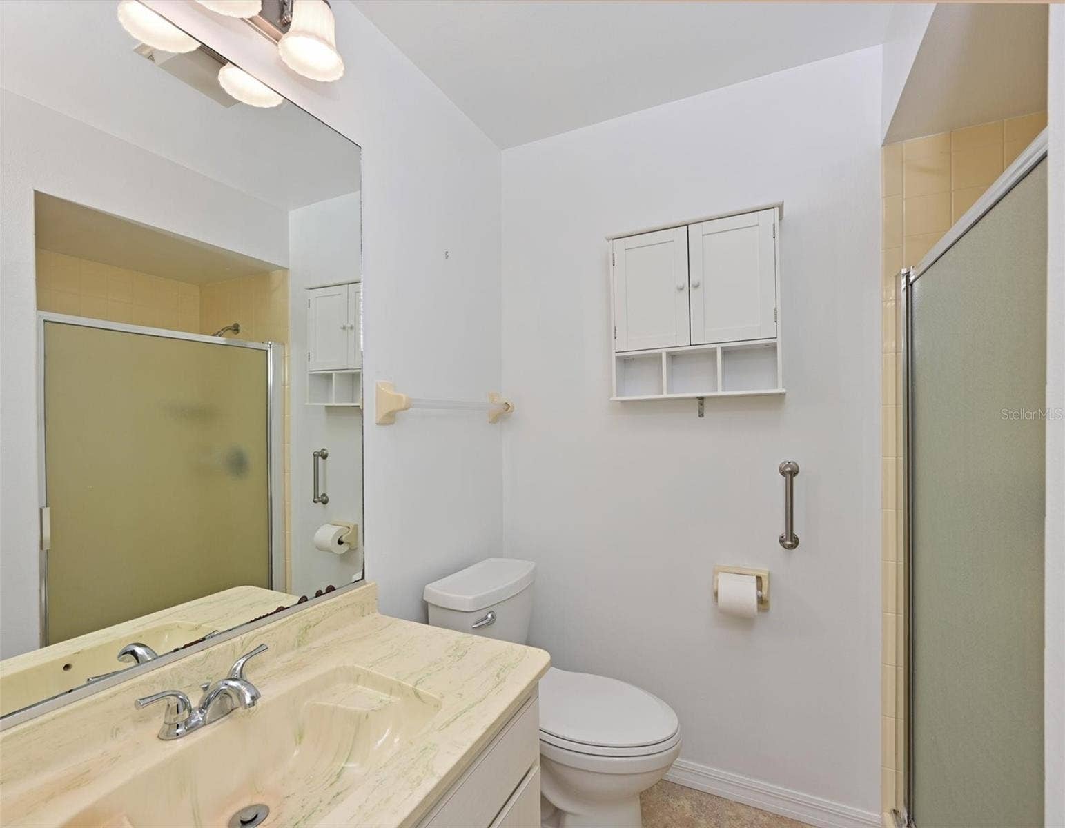 5506 37TH STREET E, #4, Bradenton, FL 34203 5506 37TH STREET E, #4, Bradenton, FL 34203