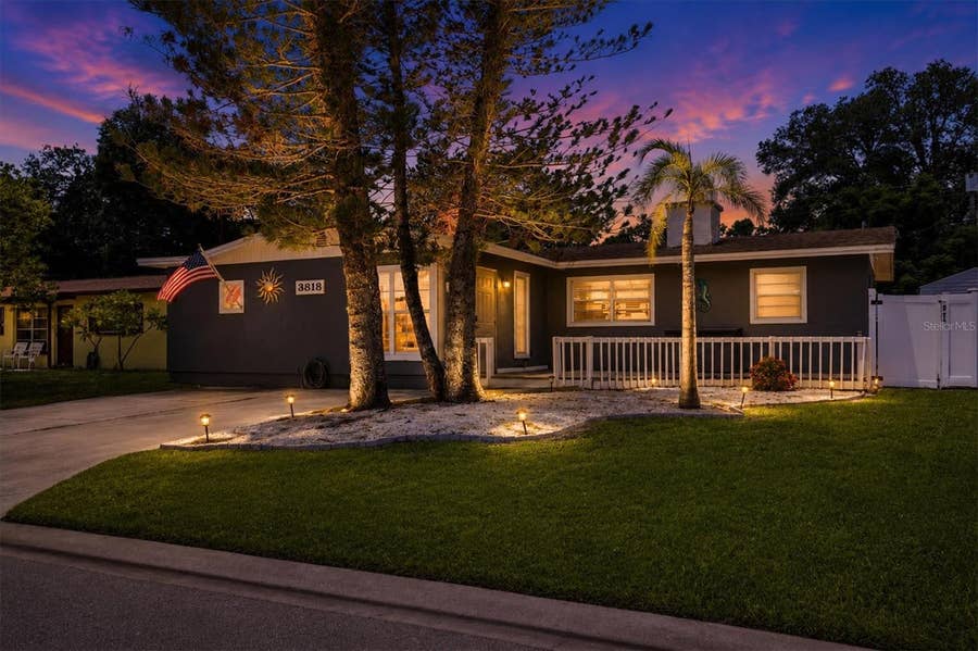Property photo for 3818 BUCKEYE CIRCLE, Sarasota, FL