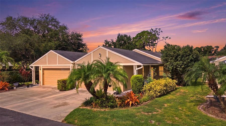 Property photo for 308 CHARTLEY COURT N, Sarasota, FL