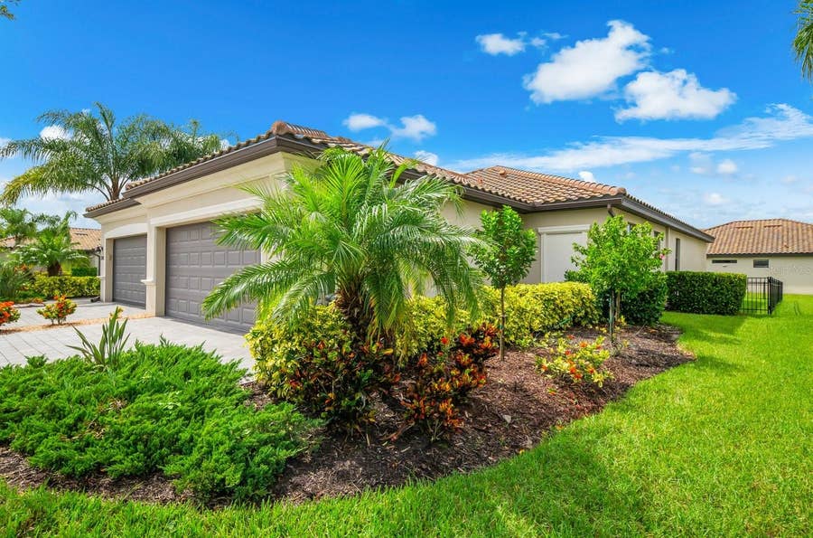 Property photo for 15949 CLEAR SKIES PLACE, Bradenton, FL