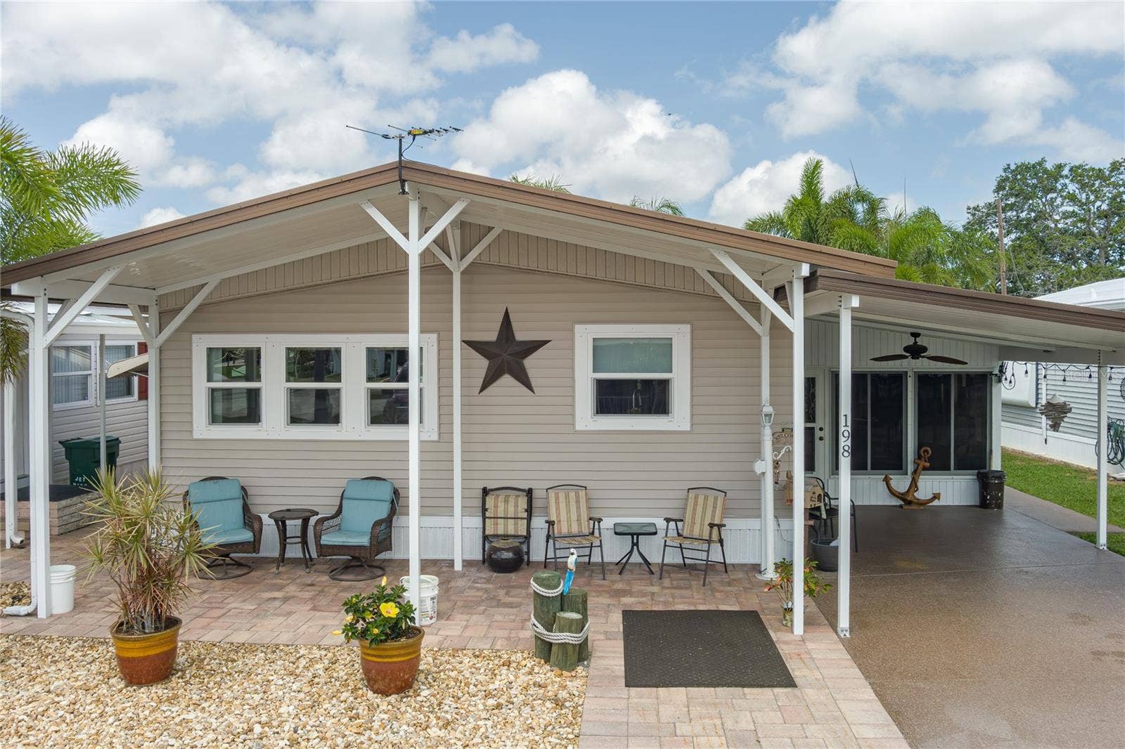 198 TANKEY DRIVE, Palmetto, FL 34221