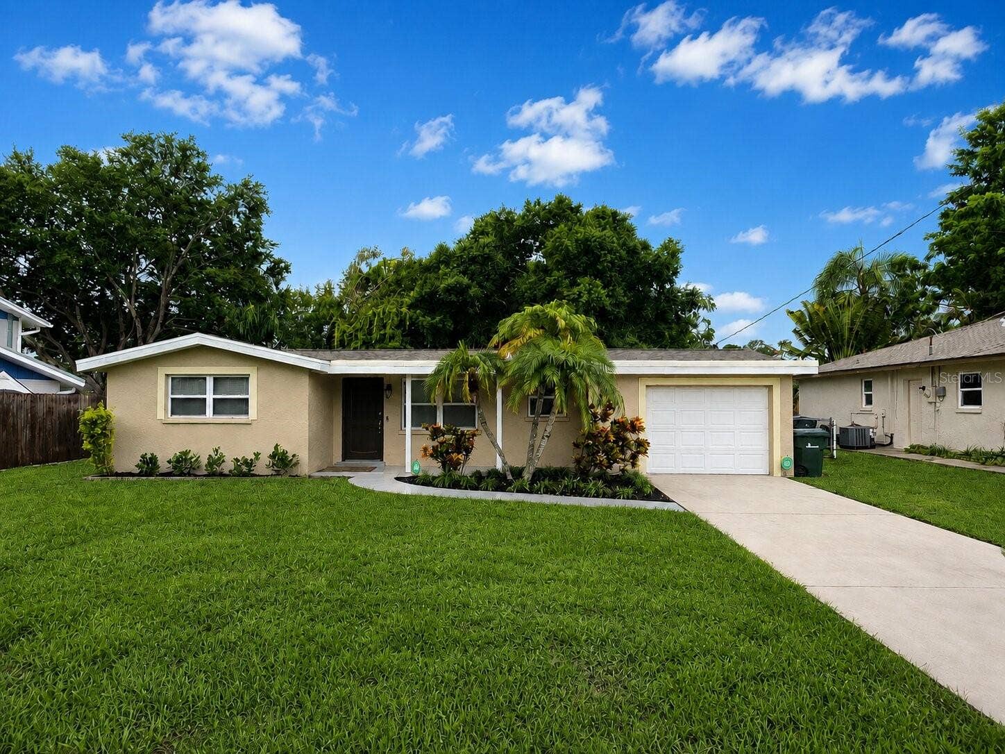 4200 WINTHROP STREET, Sarasota, FL 34232 4200 WINTHROP STREET, Sarasota, FL 34232