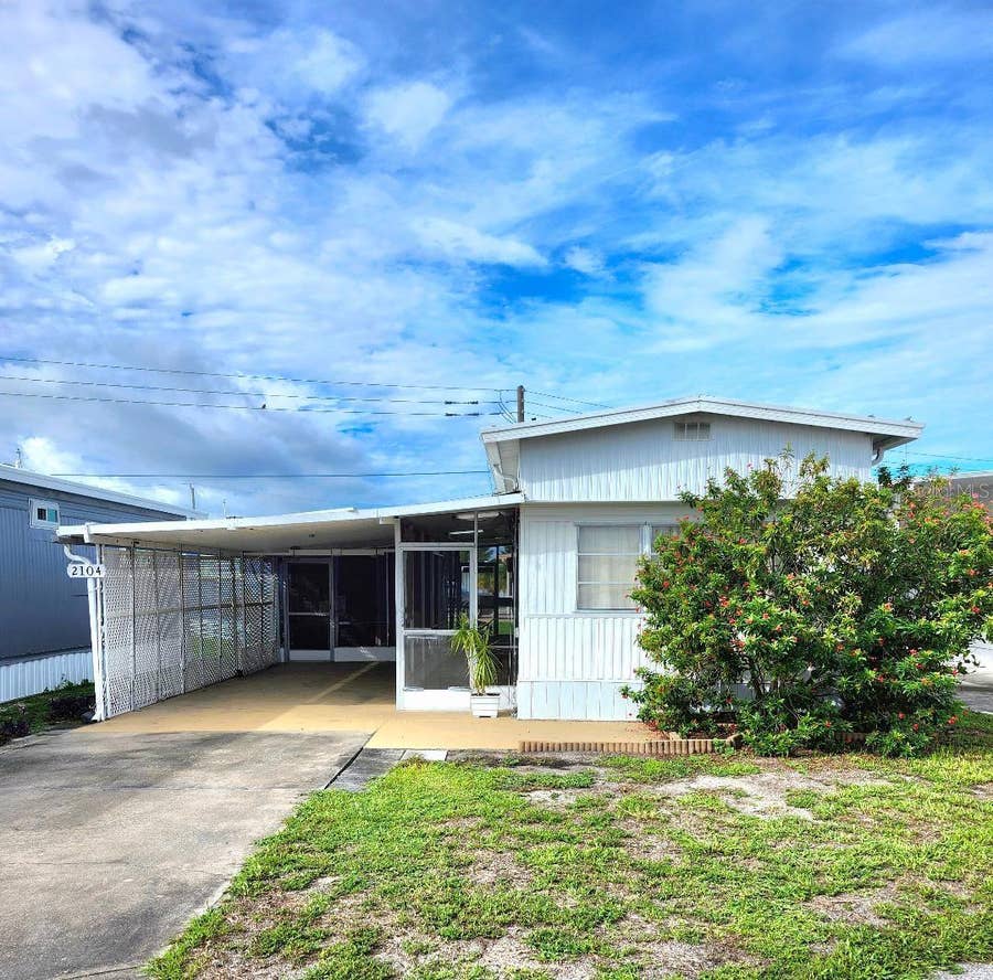 Property photo for 2104 OHIO AVENUE, Bradenton, FL