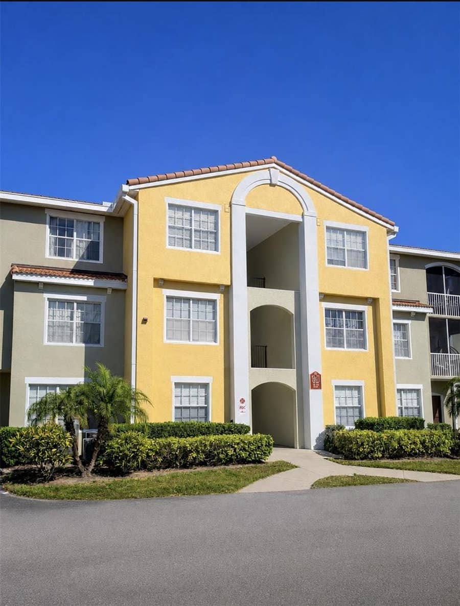 Property photo for 5601 BENTGRASS DRIVE, #10-202, Sarasota, FL