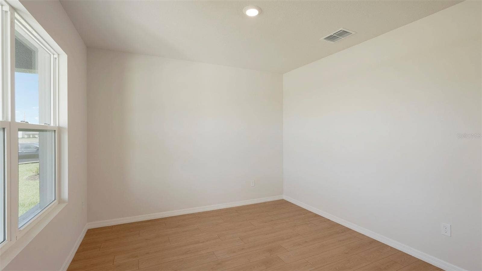 5423 SILVER MOONLIGHT DRIVE, Palmetto, FL 34221 5423 SILVER MOONLIGHT DRIVE, Palmetto, FL 34221