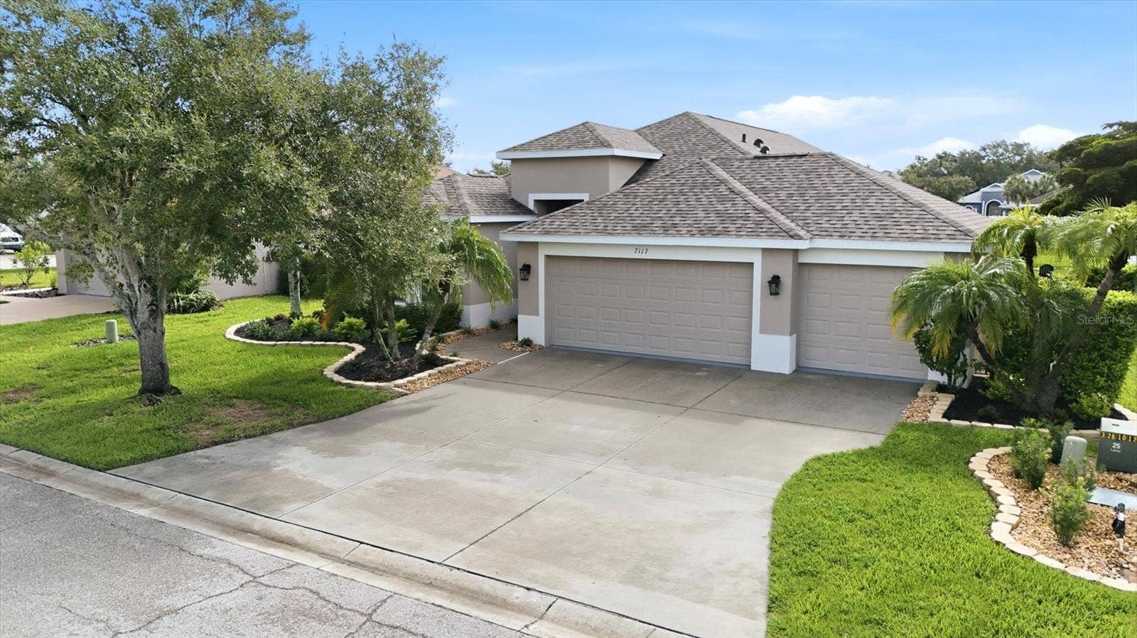 7117 50TH AVENUE CIRCLE E, Palmetto, FL 34221 7117 50TH AVENUE CIRCLE E, Palmetto, FL 34221