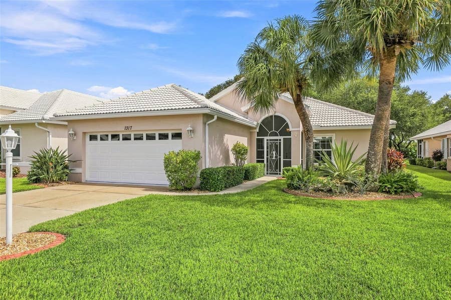 Property photo for 1317 CLUBVIEW COURT, Venice, FL
