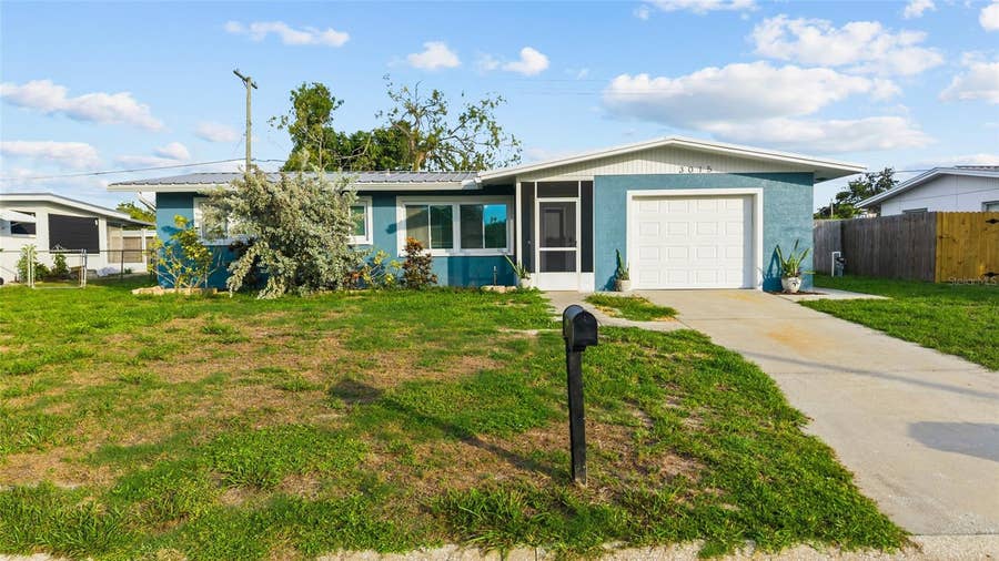 Property photo for 3015 SOUTHERN PARKWAY W, Bradenton, FL
