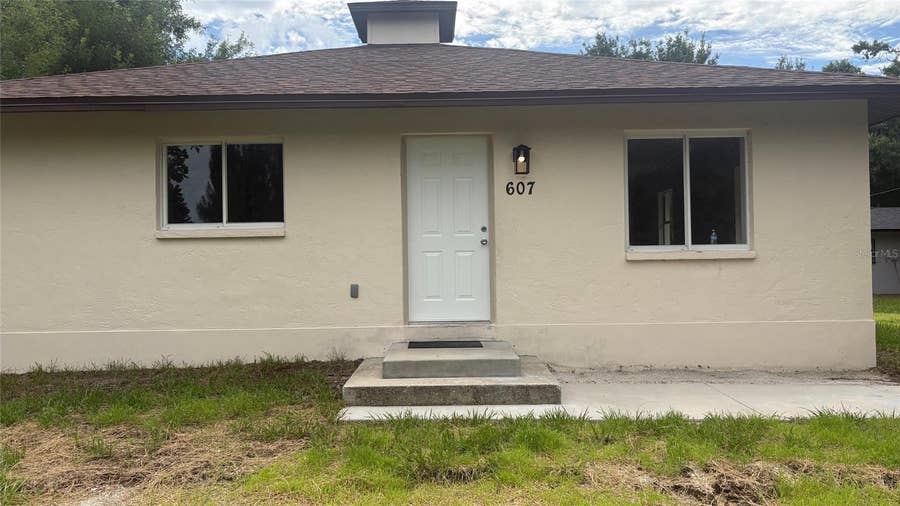Property photo for 607 2ND STREET NW, Ruskin, FL